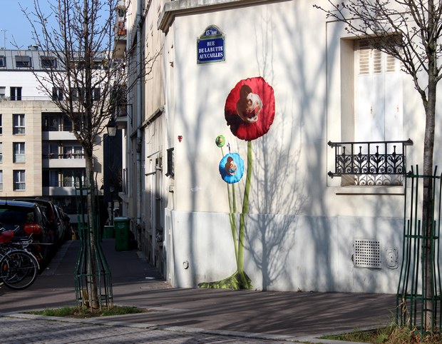 big ben street art- dancing flower 2- Paris 2015