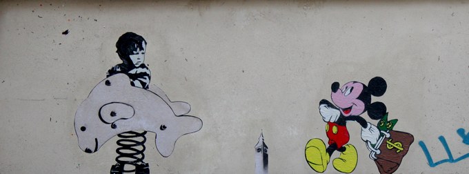 big ben street art- mickey 2- Paris 2015